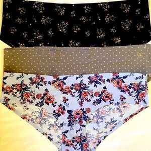Jessica Simpson&Marilyn Monroe. 3 New SZ M comfortable No show lines Bikini Set!